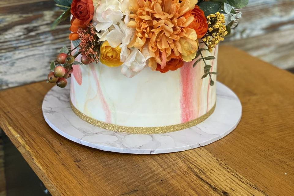 Fondant with silk flowers