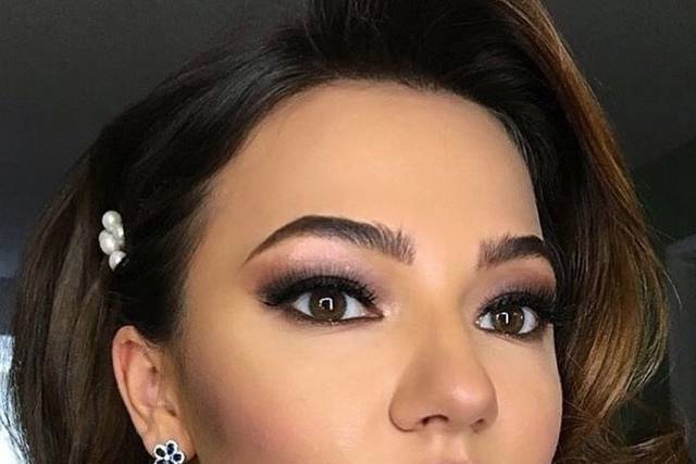 Full glam makeup