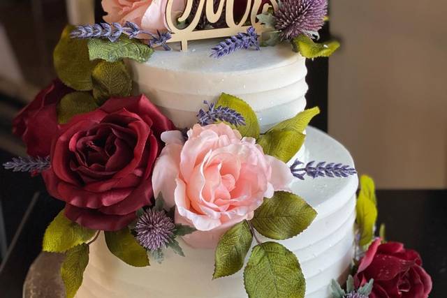 Double Take' Superhero Wedding Cake Is One-of-a-Kind - ABC News