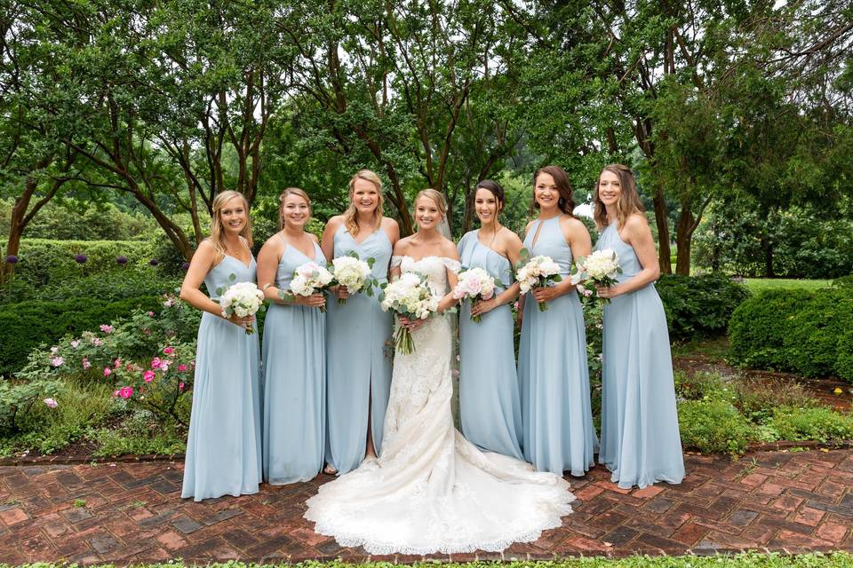 Gorgeous bridal party