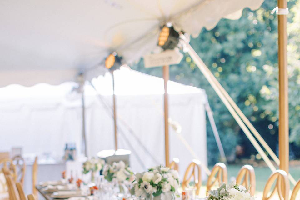 Dreamy Headtable