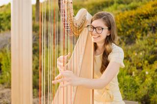 Stephanie - Harpist