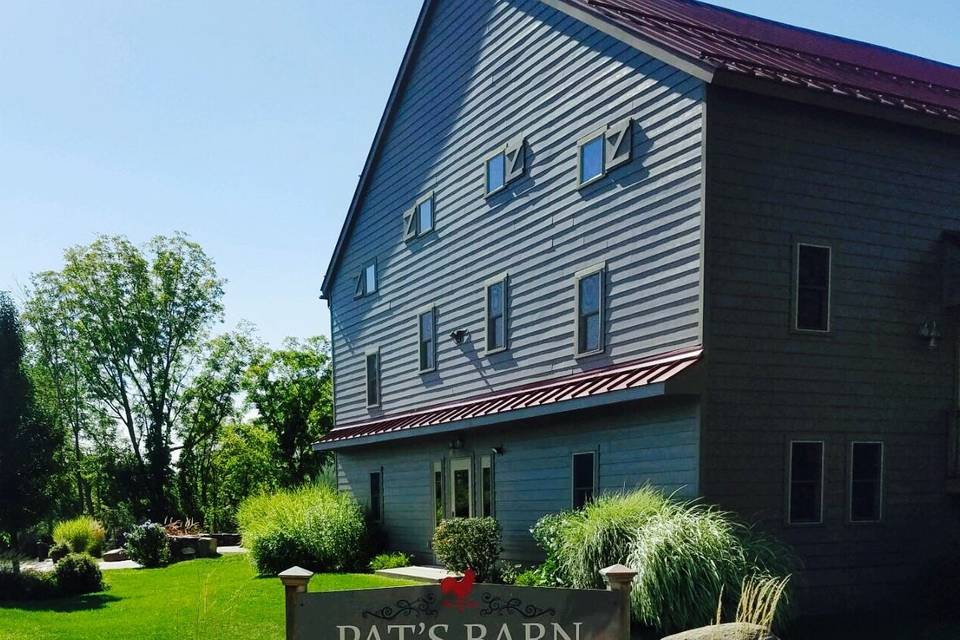Pat's Barn