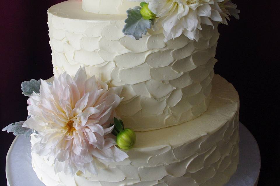 Textured Cake with Dahlias