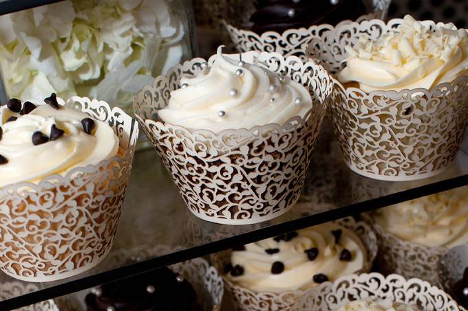 Filigree Cupcake Wrappers