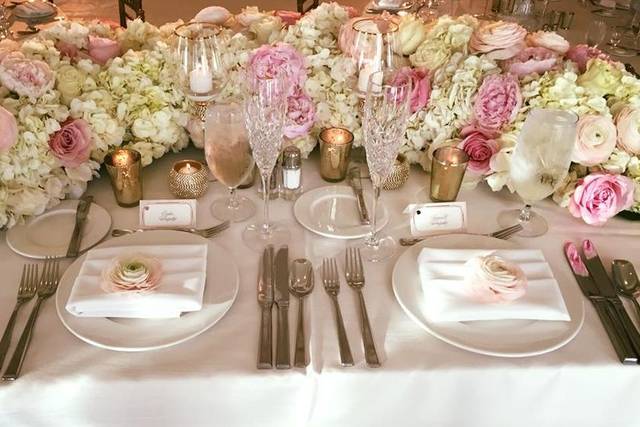 Sweetheart table
