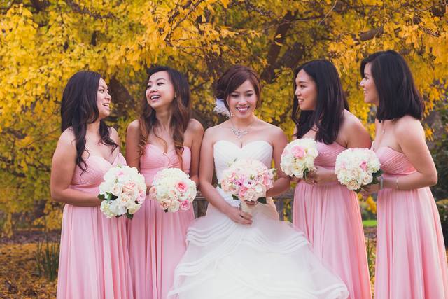 Bride and bridesmaids at the LA Arboretum