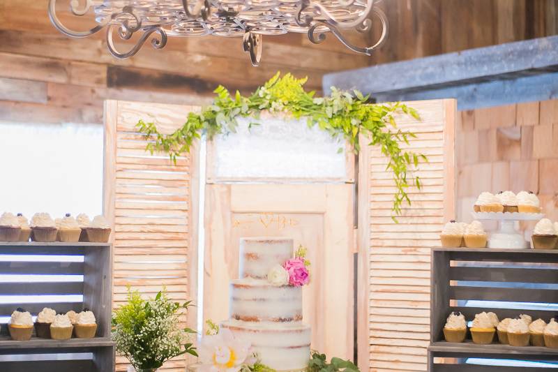 Sensibly Chic Weddings