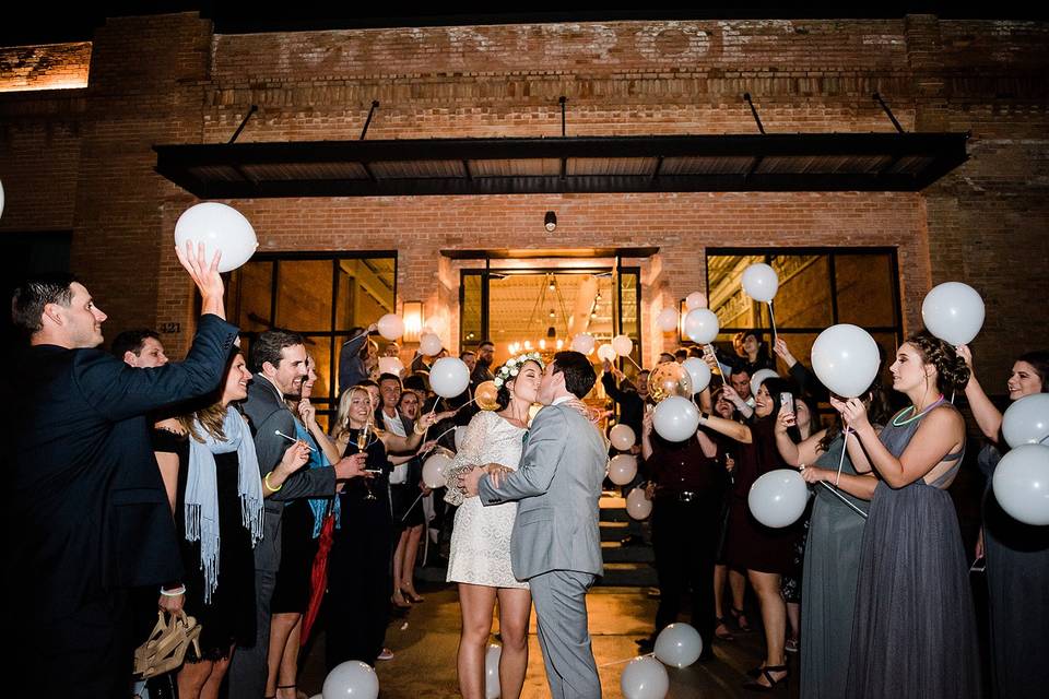 Sensibly Chic Weddings