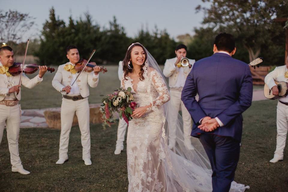 Sensibly Chic Weddings