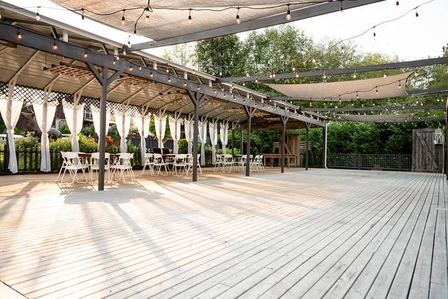 Reception Deck