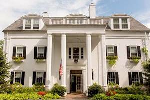 Crabtree's Kittle House Restaurant and Inn