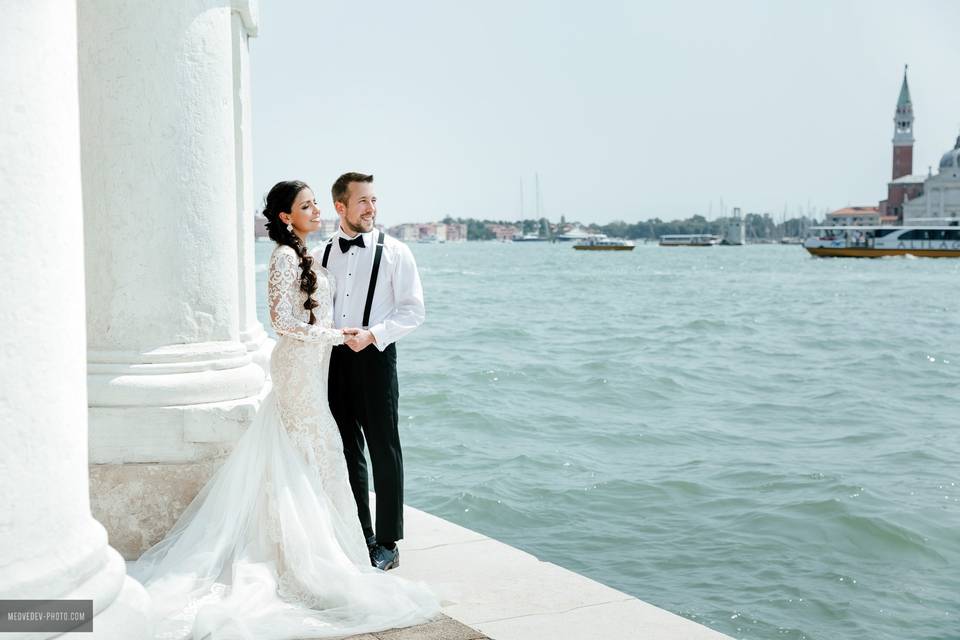 Elopement hair style Venice