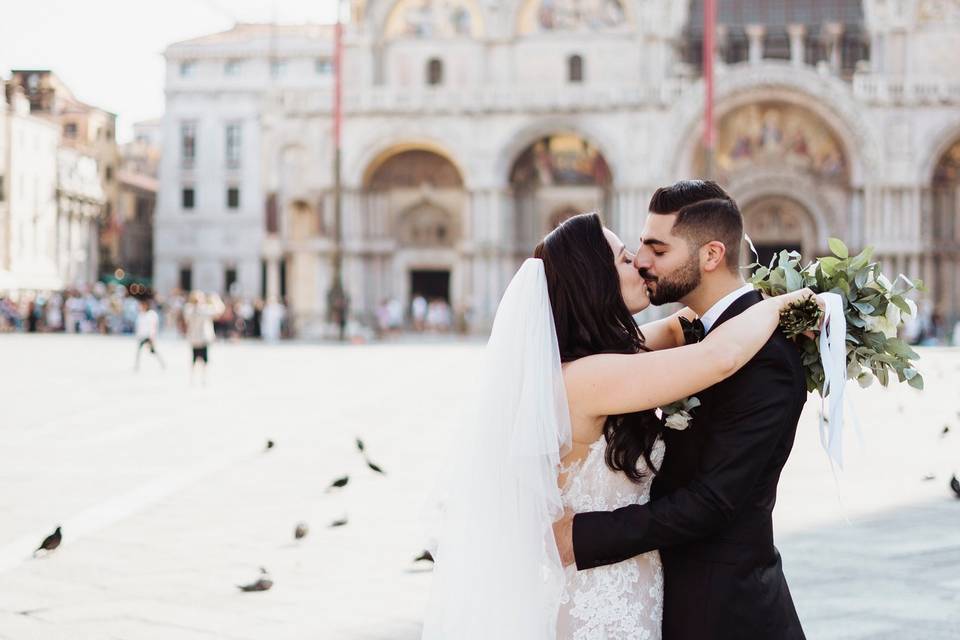 Wedding hairstylist