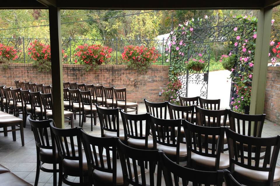Patio Wedding At Willow