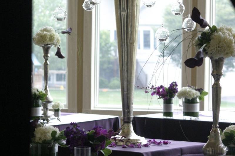 Alisha Simone, Elegant Event Flowers and Decor