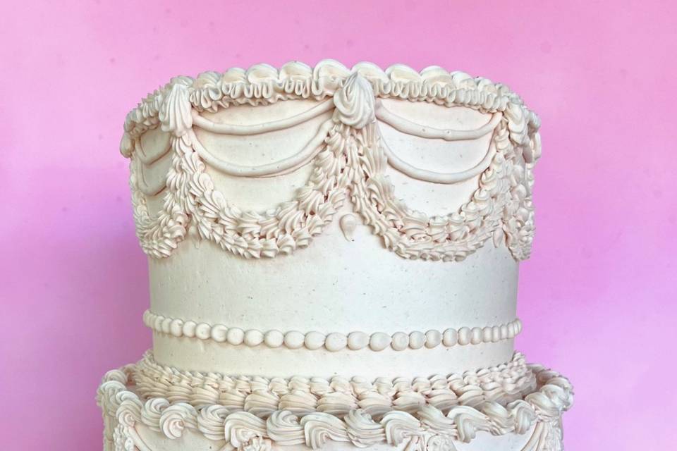2 tier lambeth cake
