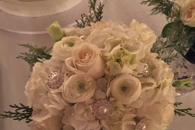 White bouquet