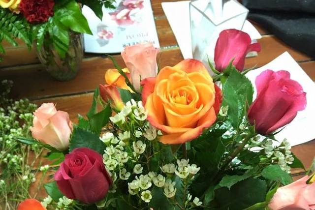 Floral table decor