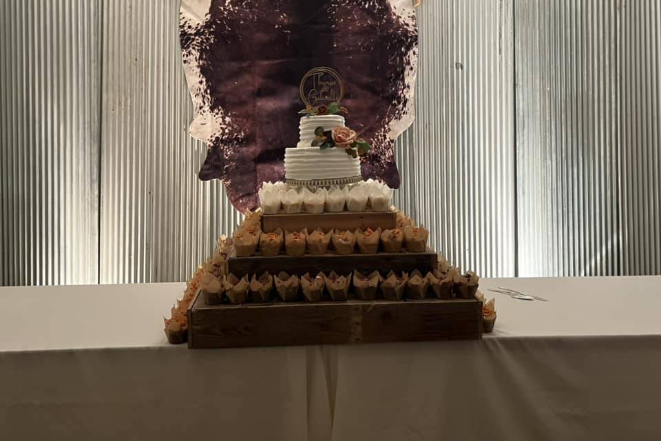 Cake and cupcake table