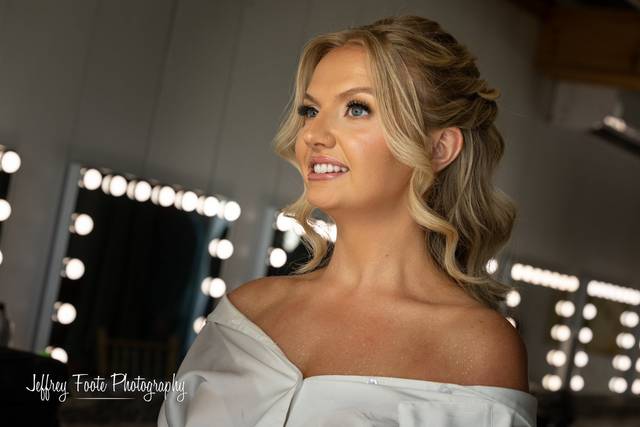 Jenna, Makeup & Hair
