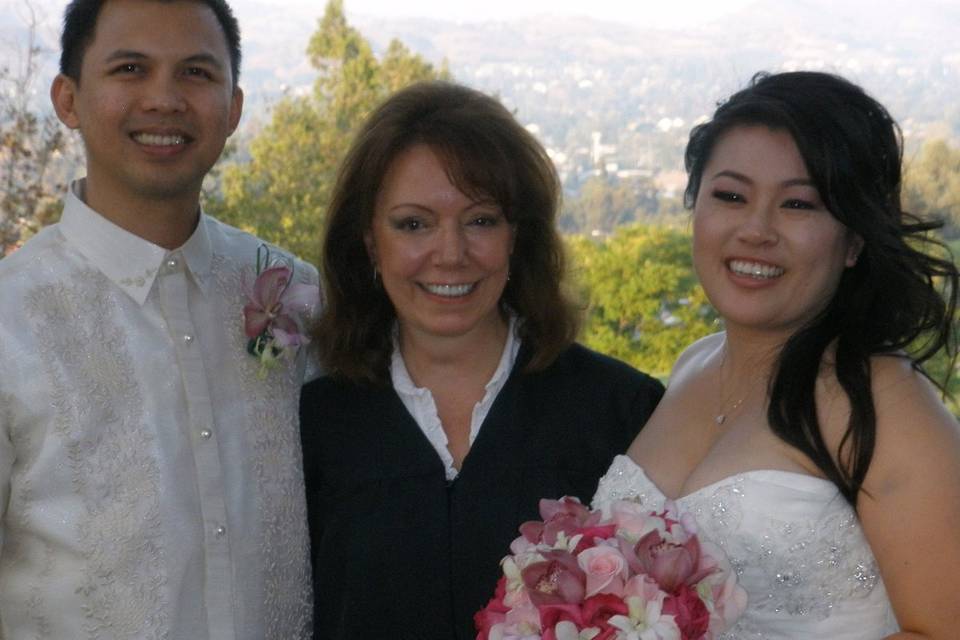 Rev. Rosie's Unforgettable CA Weddings