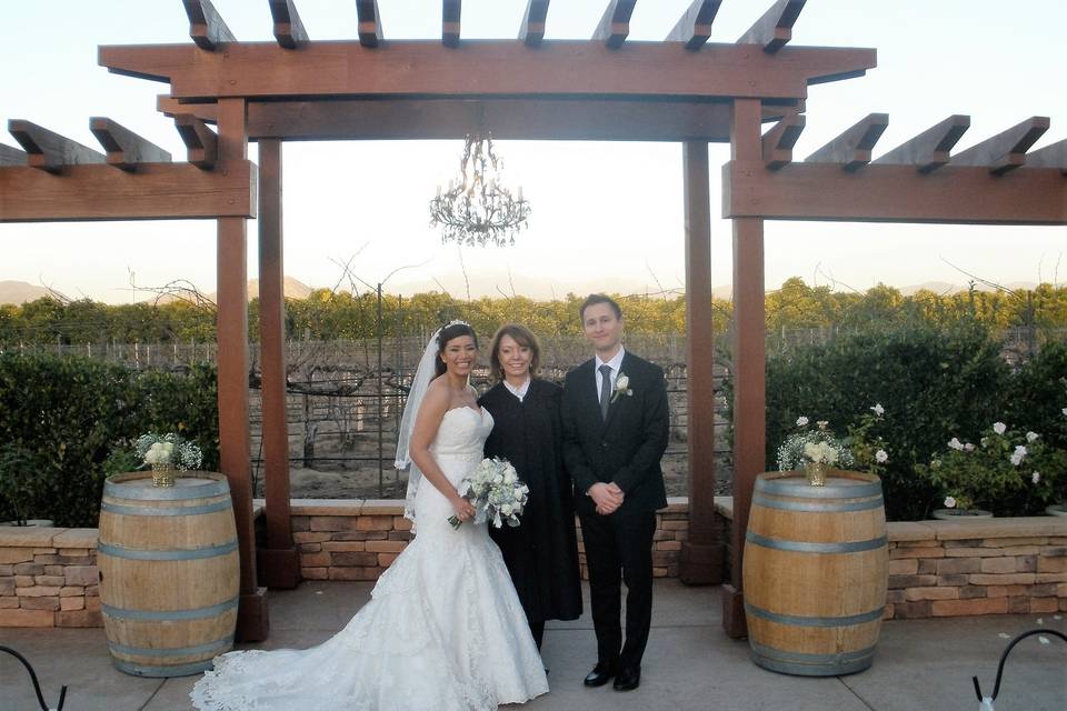 Rev. Rosie's Unforgettable CA Weddings