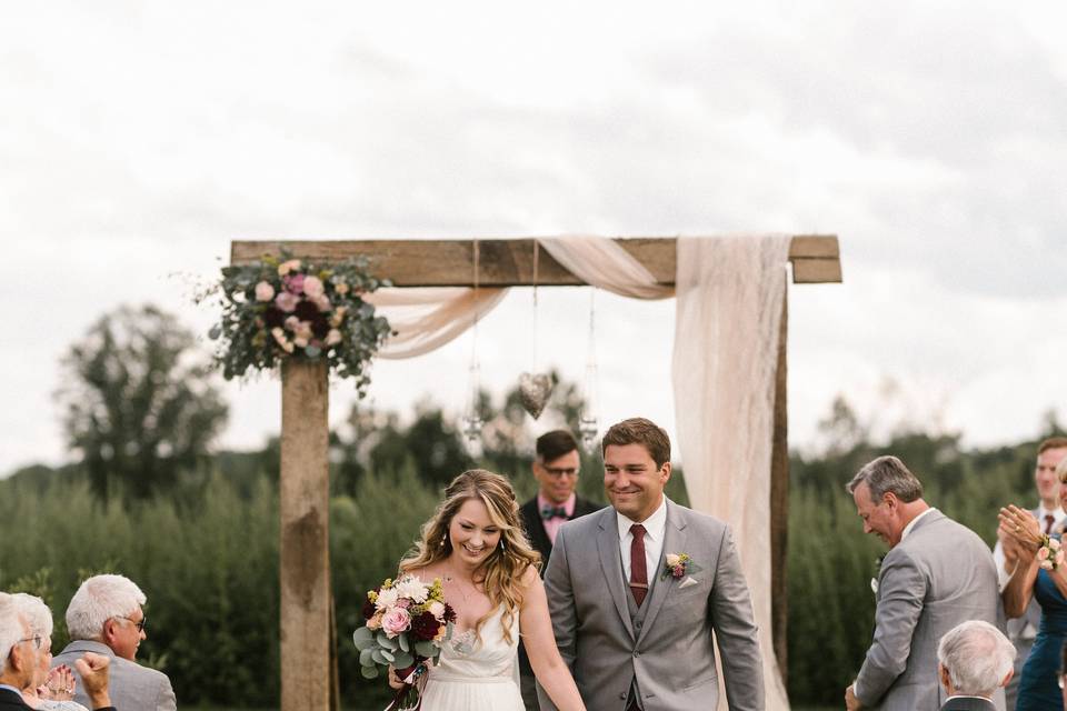 Arch and ceremony decor