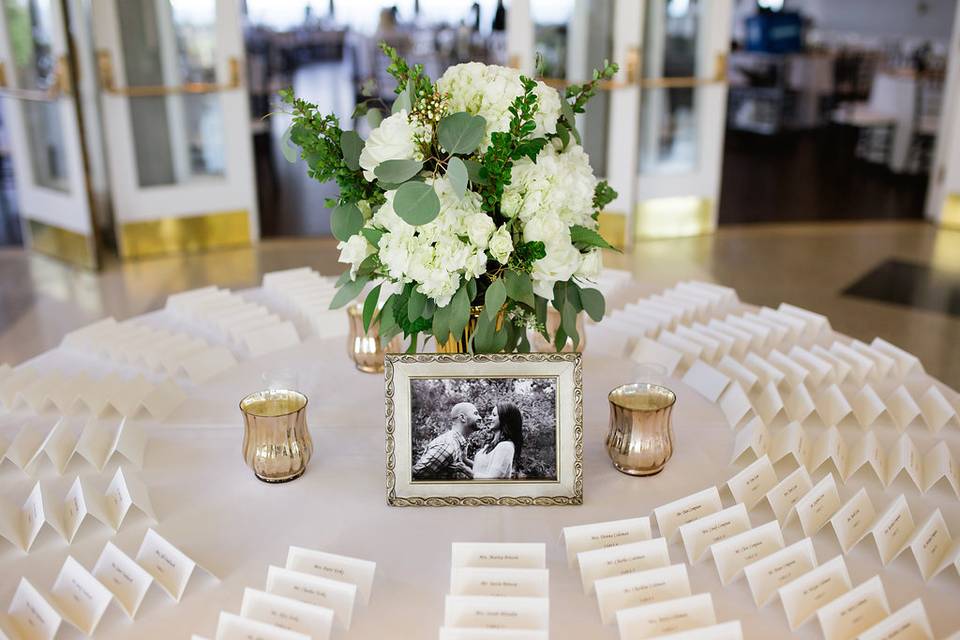 Place card table