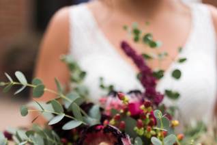 Simple and elegant centerpiece