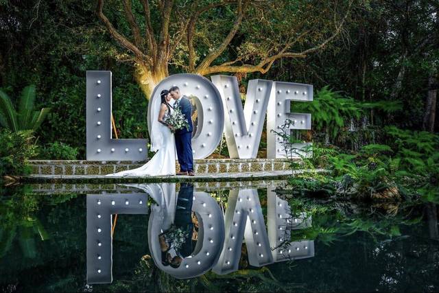 Wedding couple