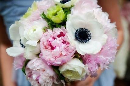 The bride holding her bouquet