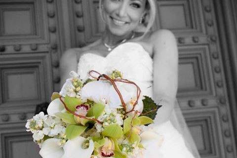 The bride holding her bouquet