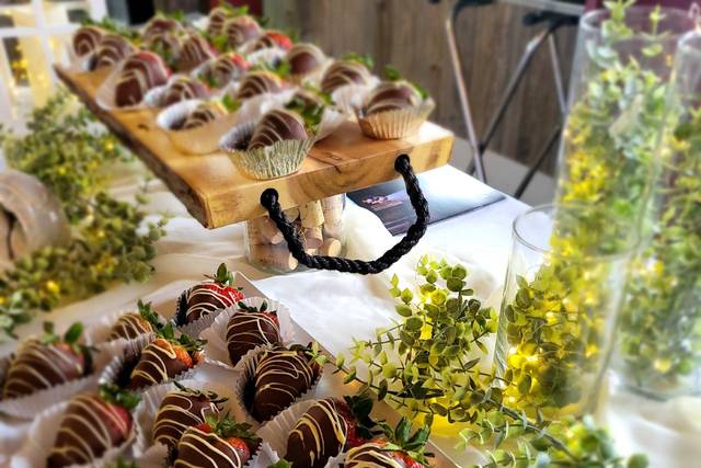 Palms Plaza Catering