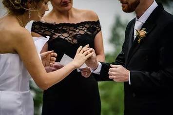 Exchanging rings