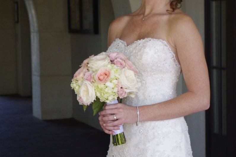 Shabby/Chic Bridal Bouquet with hydrangeas and blown open roses.