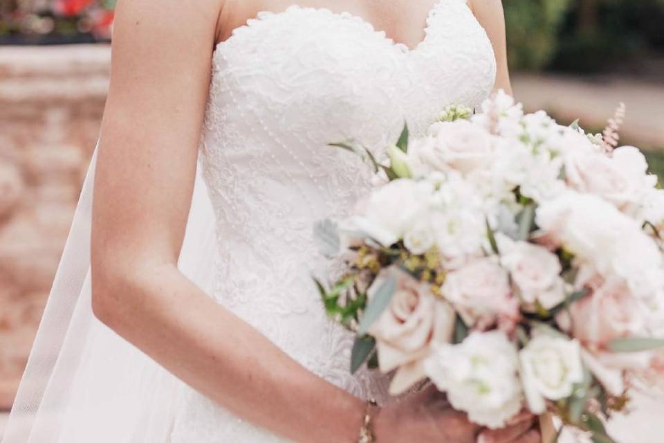 White bouquet