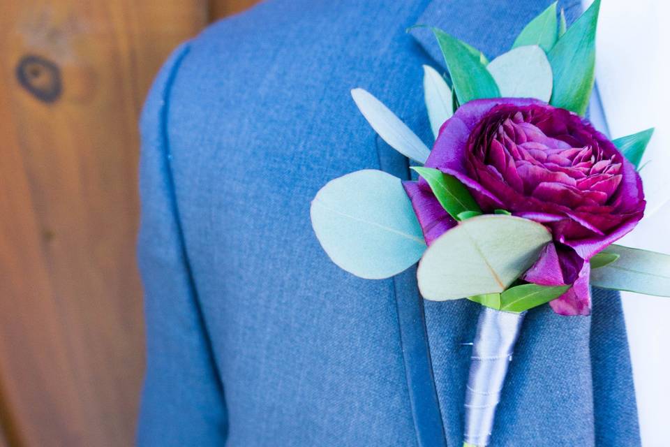 Ranunculus Boutonniere