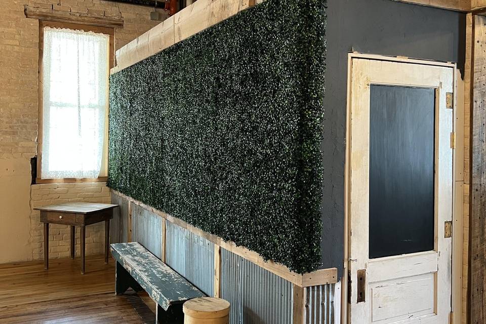 Iconic Green Wall!