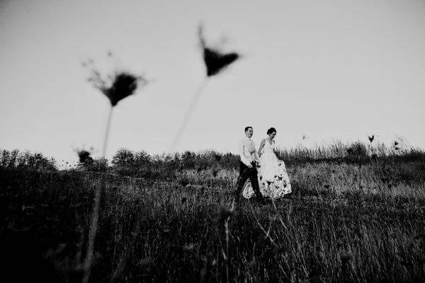 Natural, artistic wedding portraiture. Photographed in Lee's Summit, Mo.