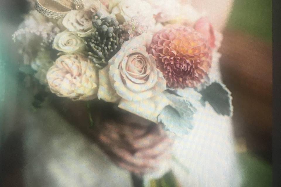 Soft and romantic bouquet
