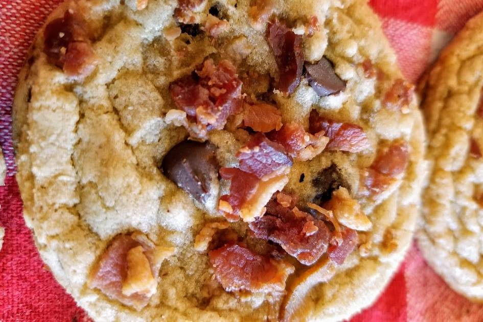 Maple bacon choc chip cookie