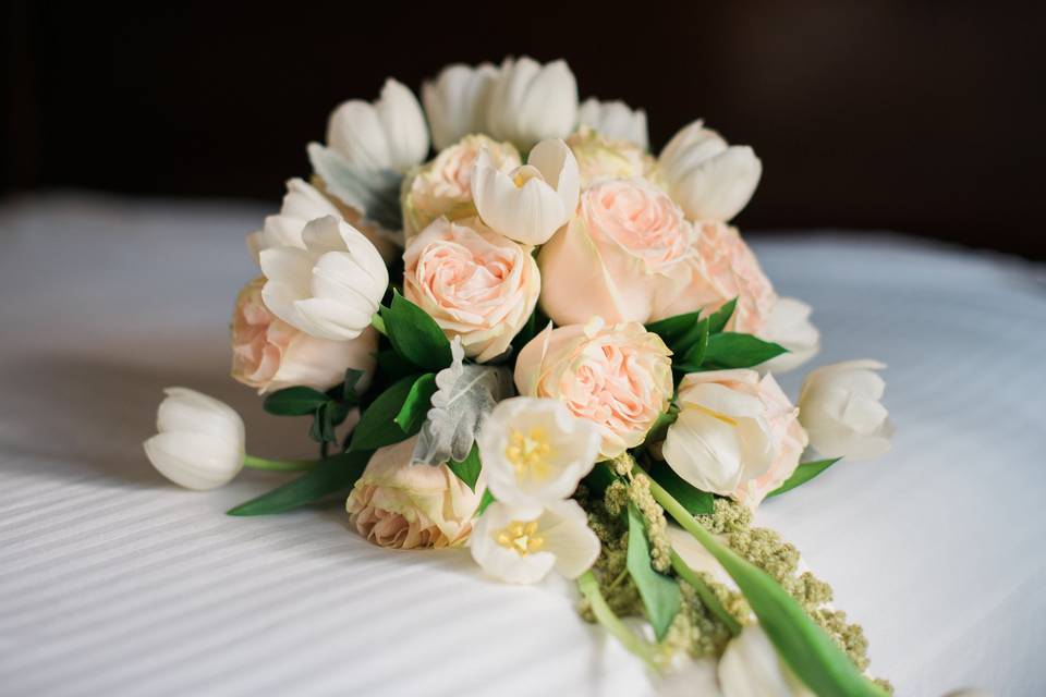 White and peach roses