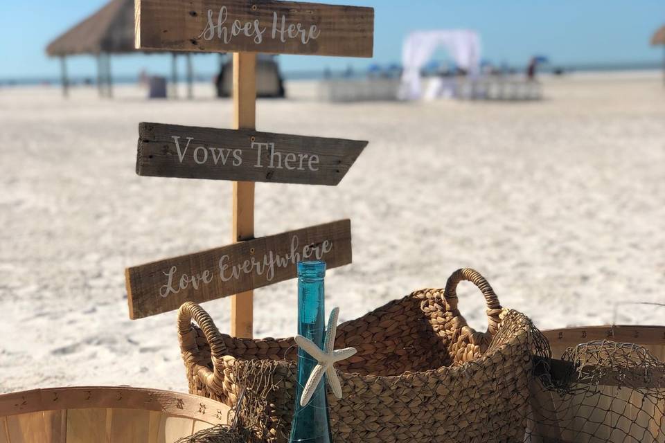 Beach Shoe Sign