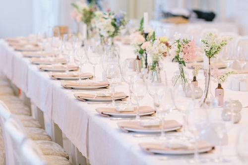 Reception table setting