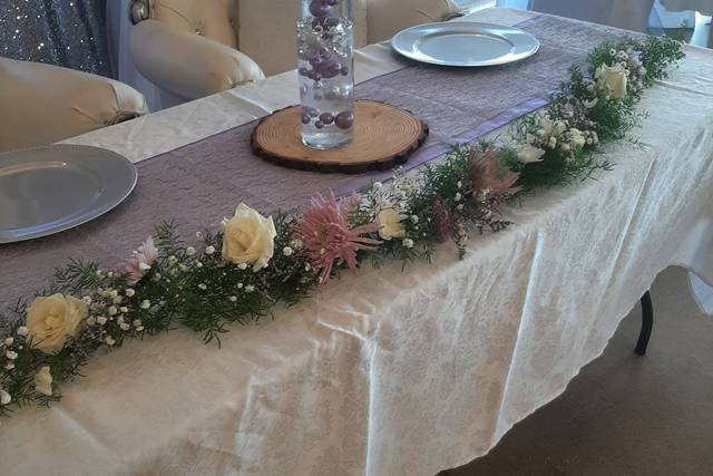 Table garland