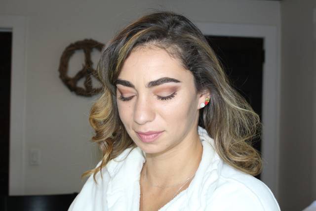 Natural makeup.
