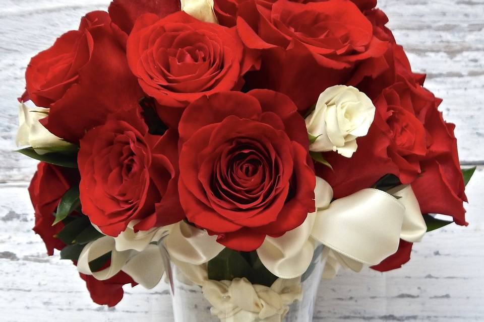 Classic red roses