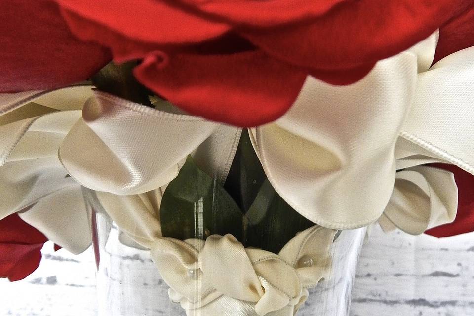 Satin bouquet wrap