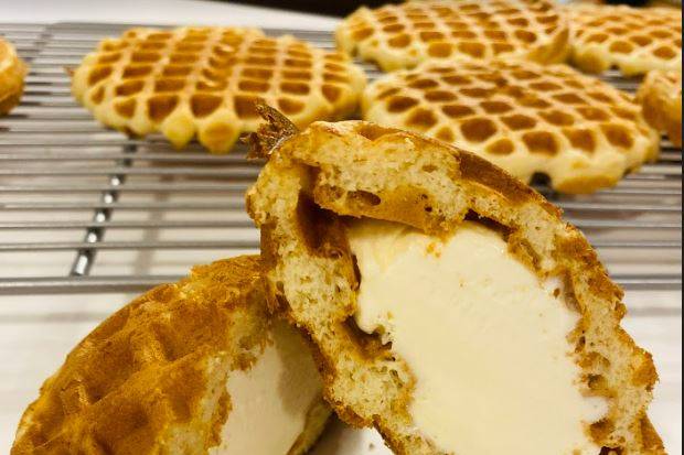 Wafflepod- Warm Ice Cream Sandwiches